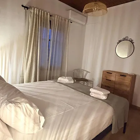 Mitzelitsa Cozy 2-4 Guests Apartment *